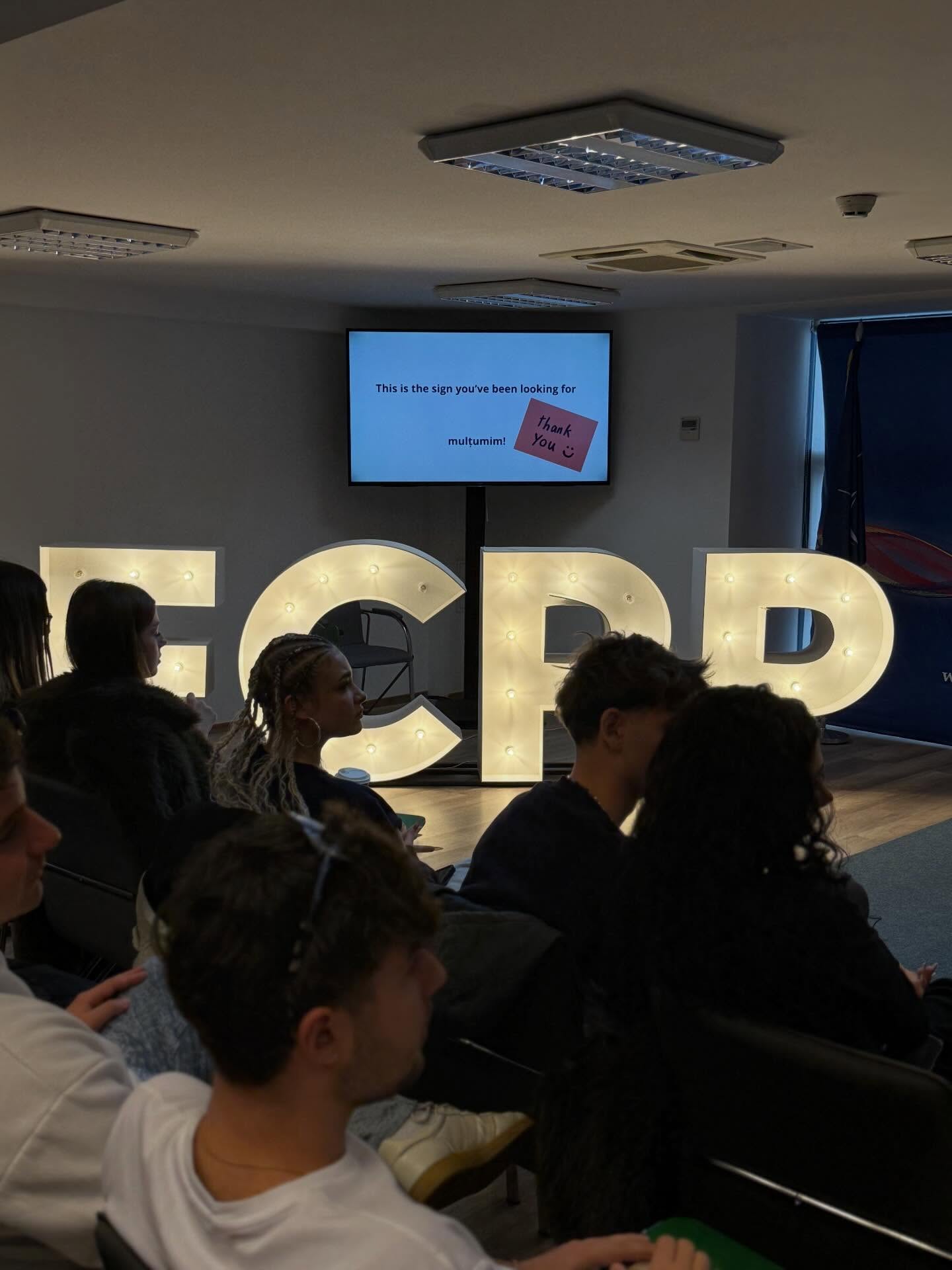 Comunitatea FCRP surprinsă într-un moment de eveniment